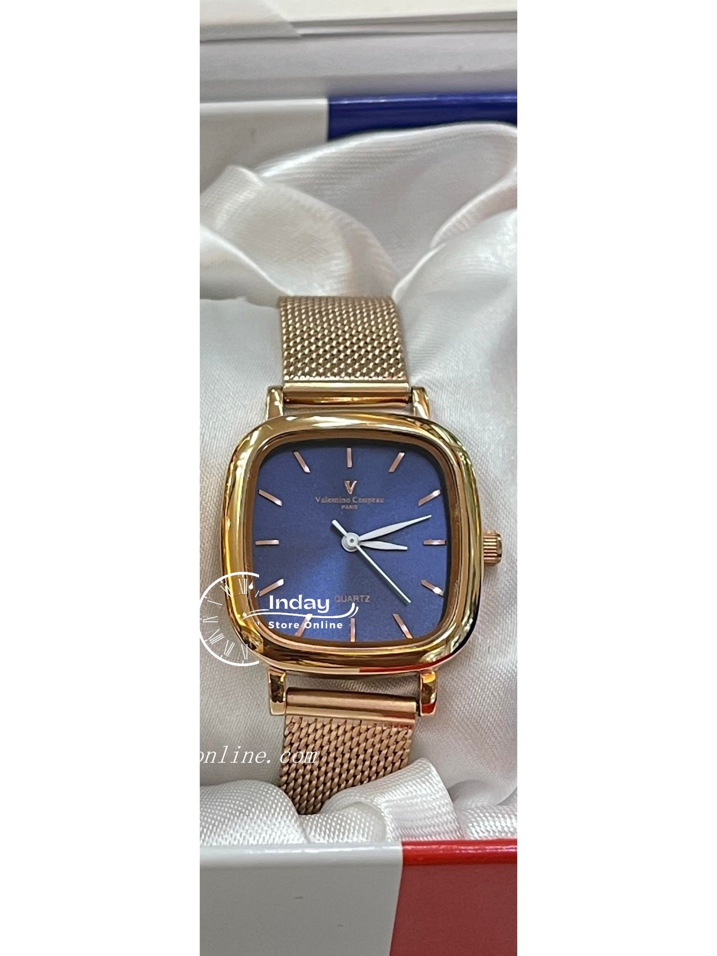 范倫鐵諾 古柏 Coupeau Women's Watch 61610AR-3L Gold Tone Stainless Steel Adjustable Band