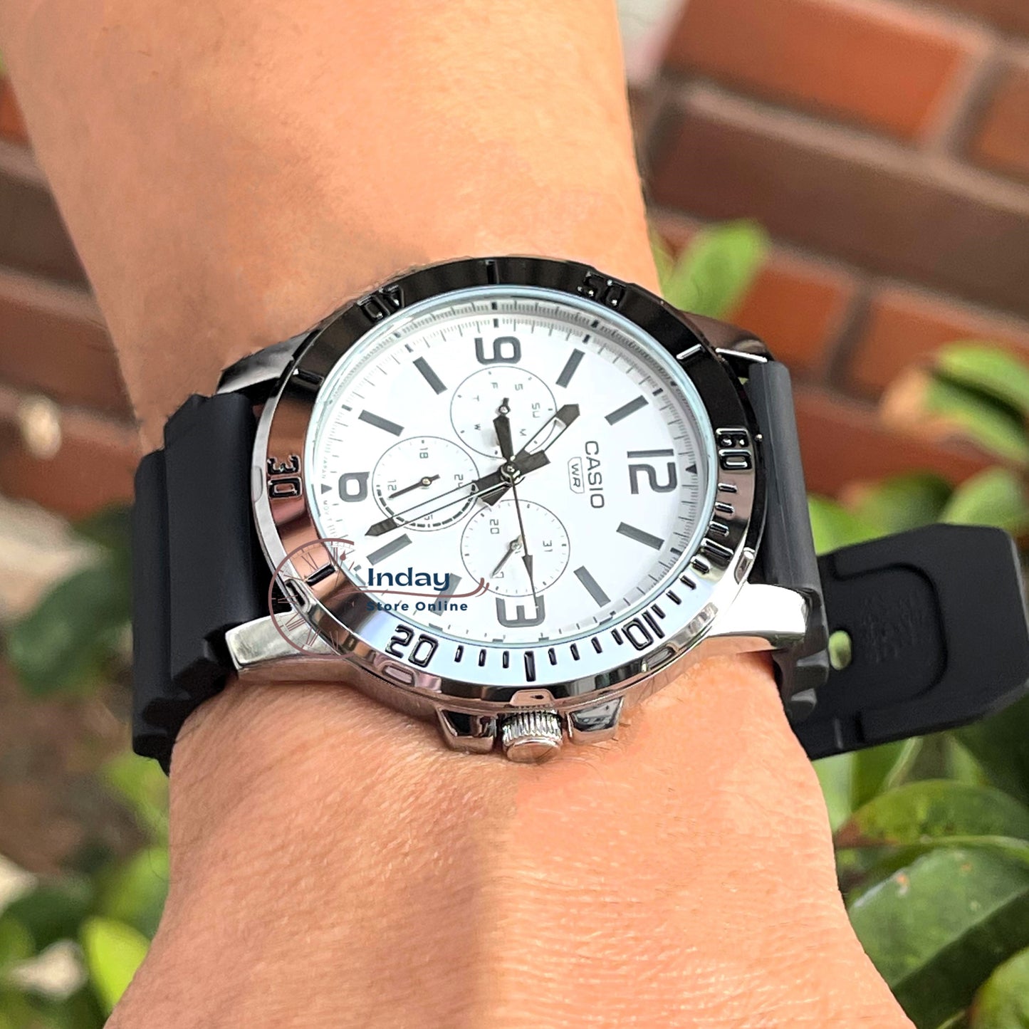 Casio Men's Watch MTP-VD300-7B Resin Band Mineral Glass Sporty Design