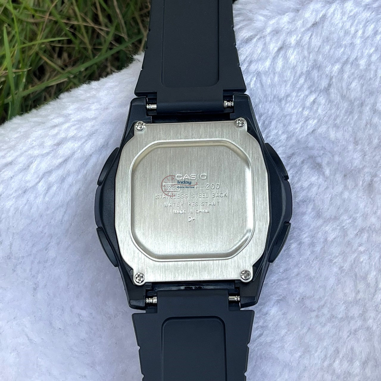 Casio Women's Watch F-200W-9A Digital Resin Band Resin Glass Battery Life: 10 Years