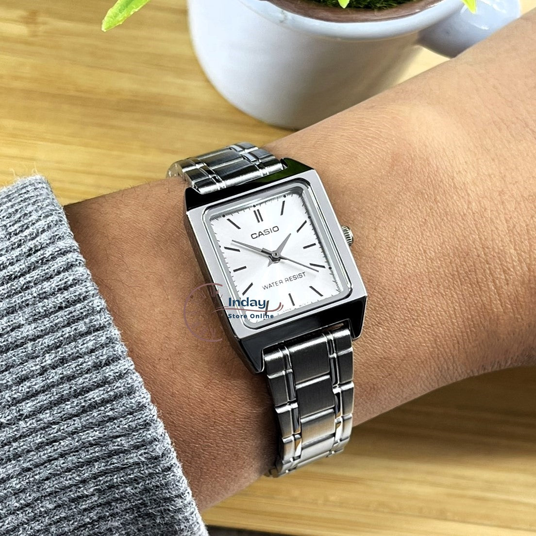 Casio Standard Women's Watch LTP-V007D-7E Square Type Silver Plated Stainless Steel Strap