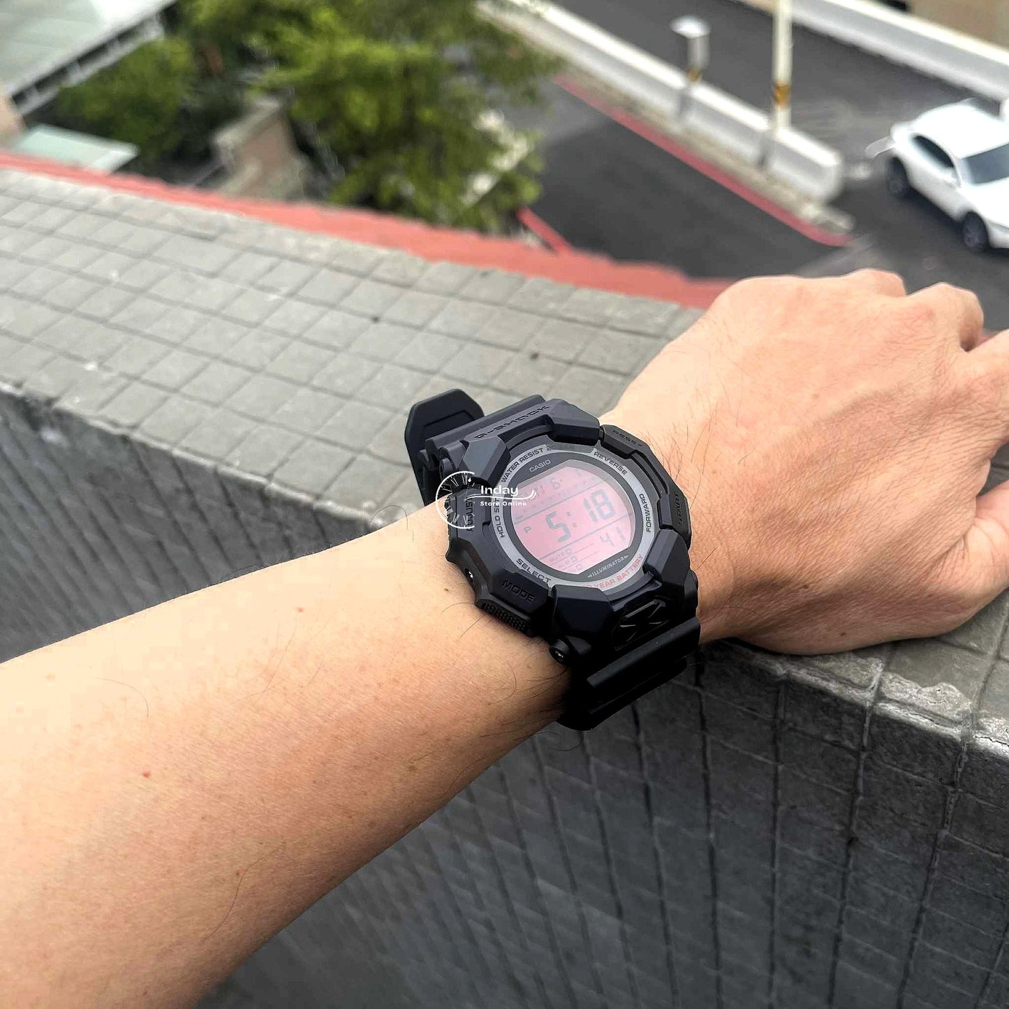 Casio G-Shock Men's Watch GD-010BBR-1 Shock Resistant Carbon Core Guard Structure Battery Life: 10 years
