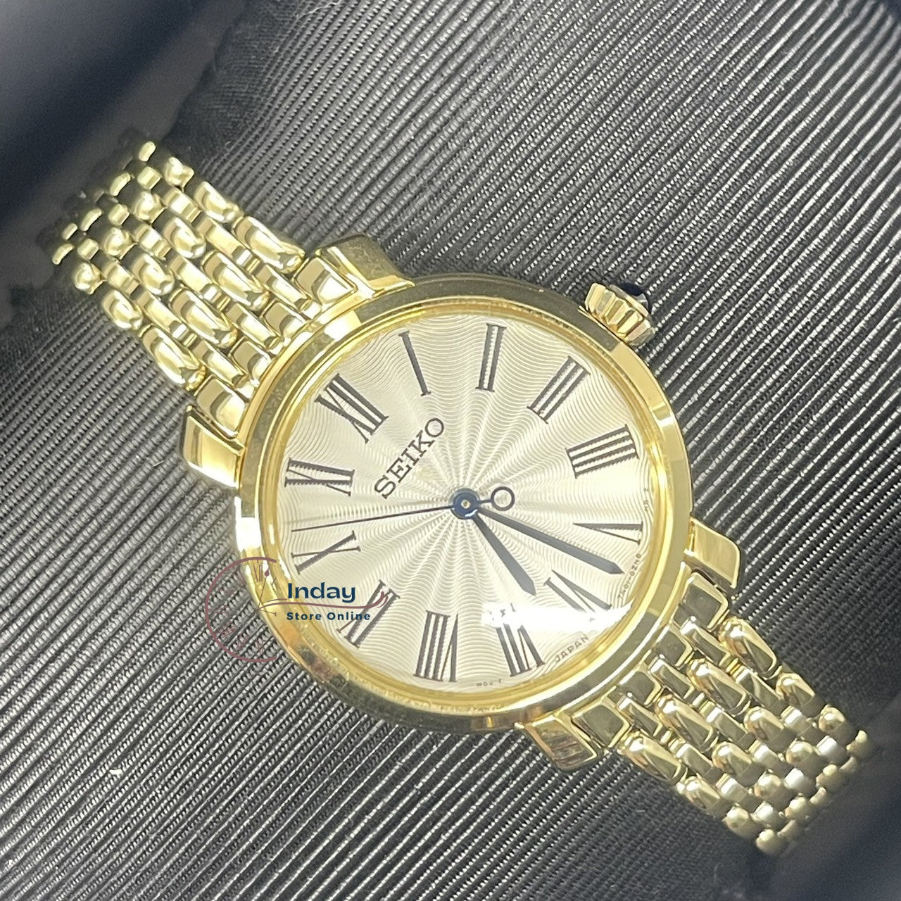 Seiko Women's Watch SRZ520P1 Battery Operated Stainless Steel Hardlex Crystal