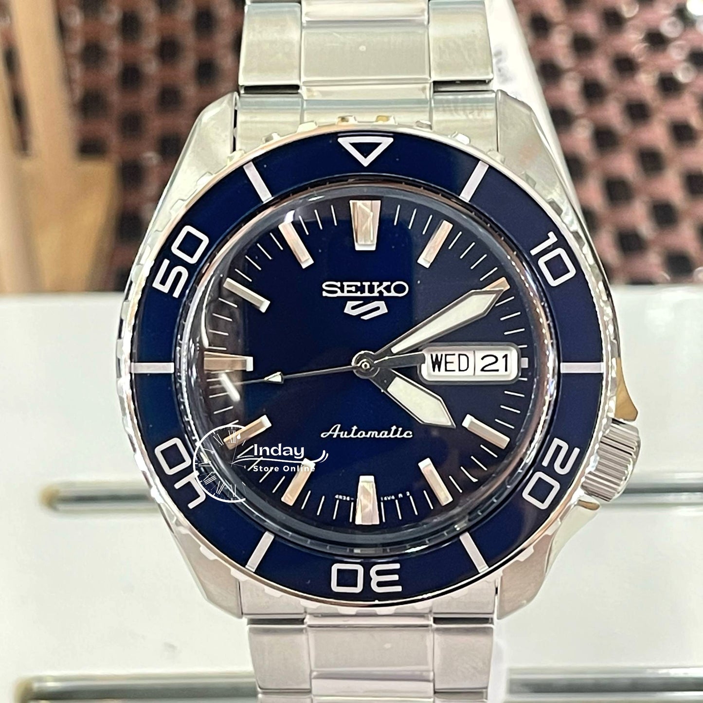 Seiko Men's Watch SRPK97K1 Caliber Number 4R36 LumiBrite on Hands and Index
