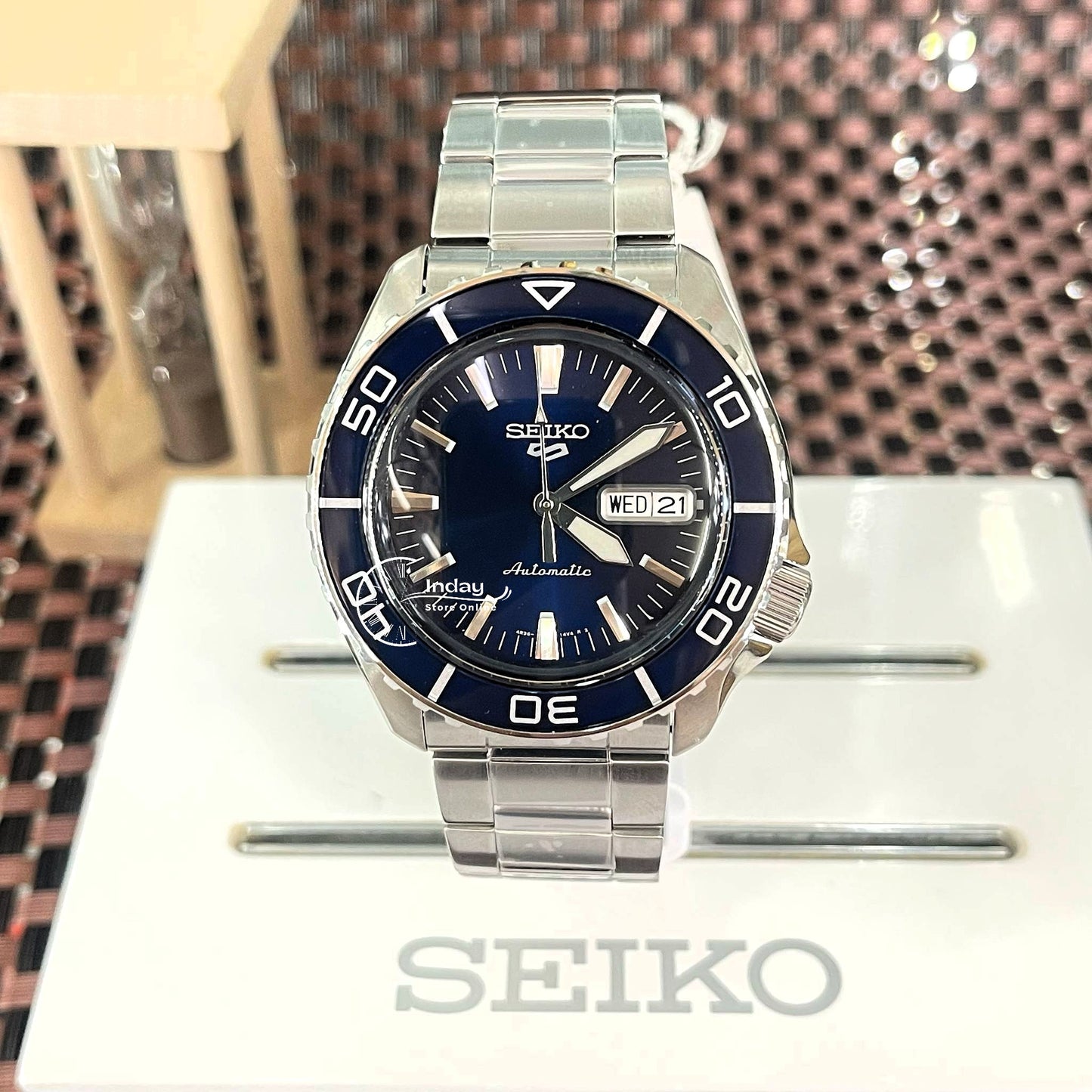 Seiko Men's Watch SRPK97K1 Caliber Number 4R36 LumiBrite on Hands and Index