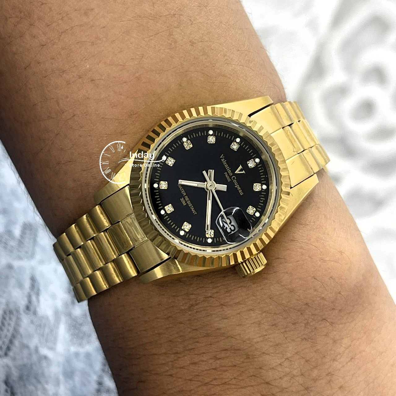 范倫鐵諾 古柏 Coupeau Women's Watch 12169KL-18 Gold Tone Stainless Steel Band