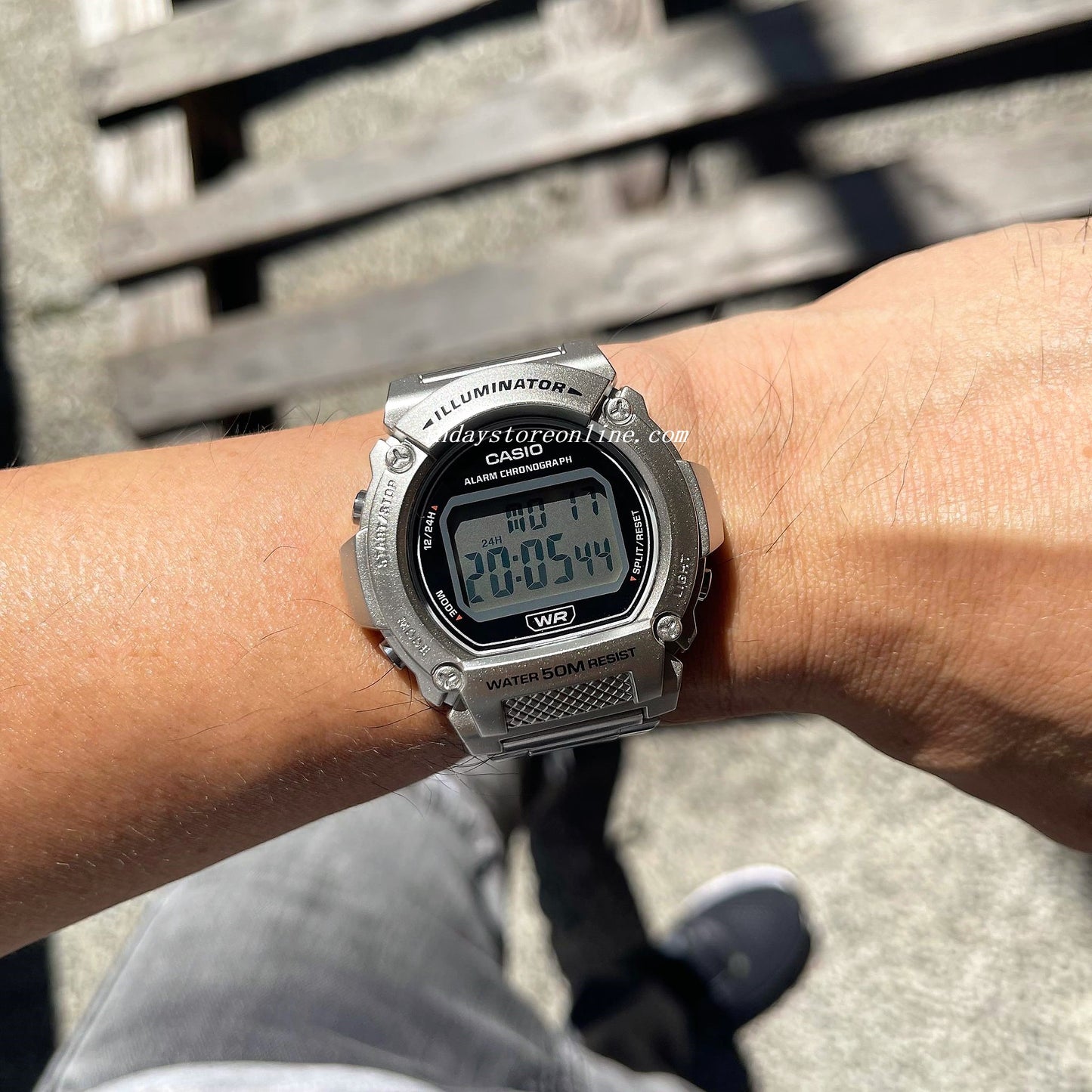 Casio Digital Men's Watch W-219HD-1A Sporty Design Silver Plated Stainless Steel Strap