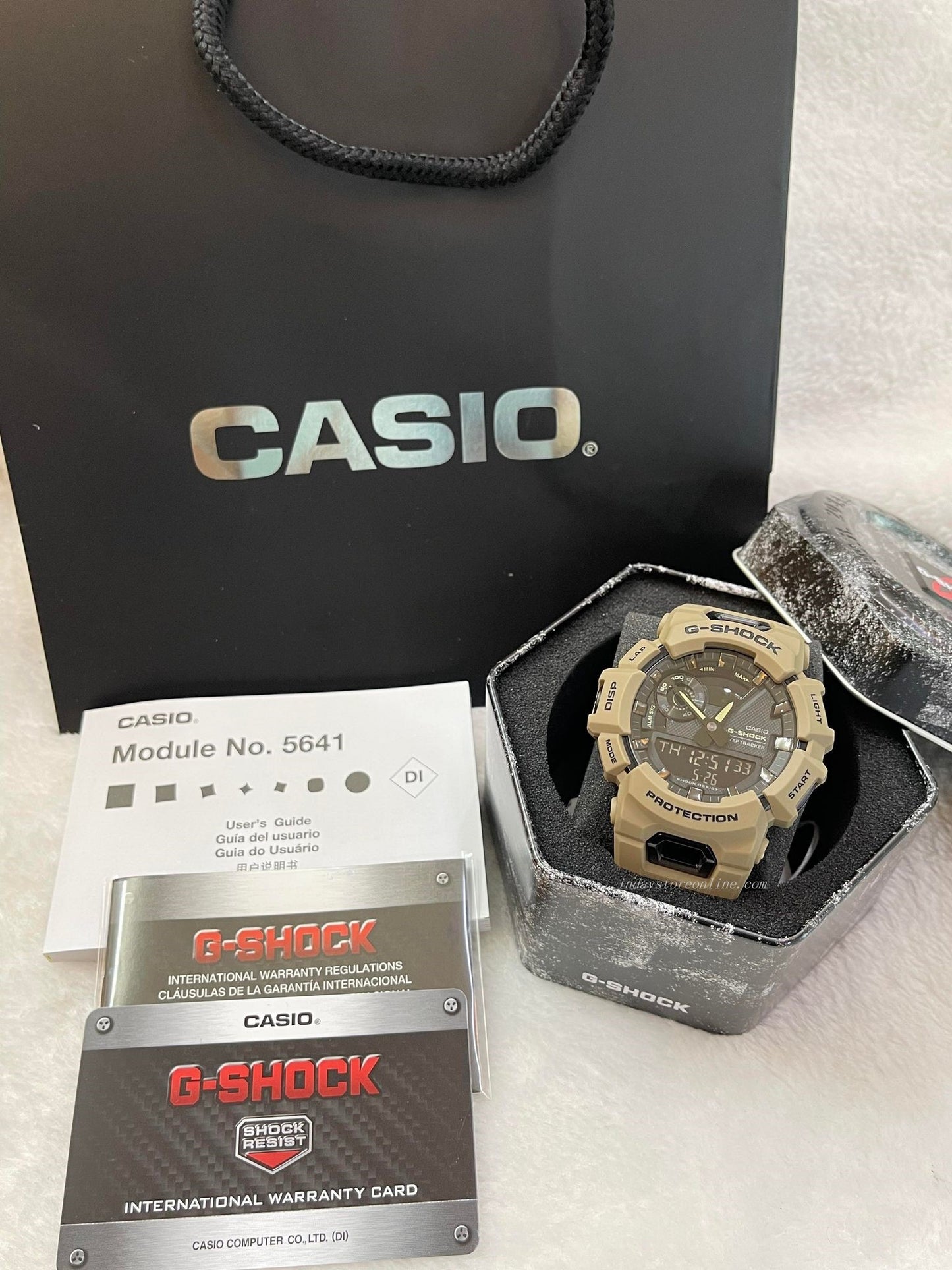 Casio G-Shock Men's Watch GBA-900UU-5A Analog-Digital G-Squad GBA-900 Series Outdoor Watch Mobile link (Automatic connection, wireless linking using Bluetooth®)
