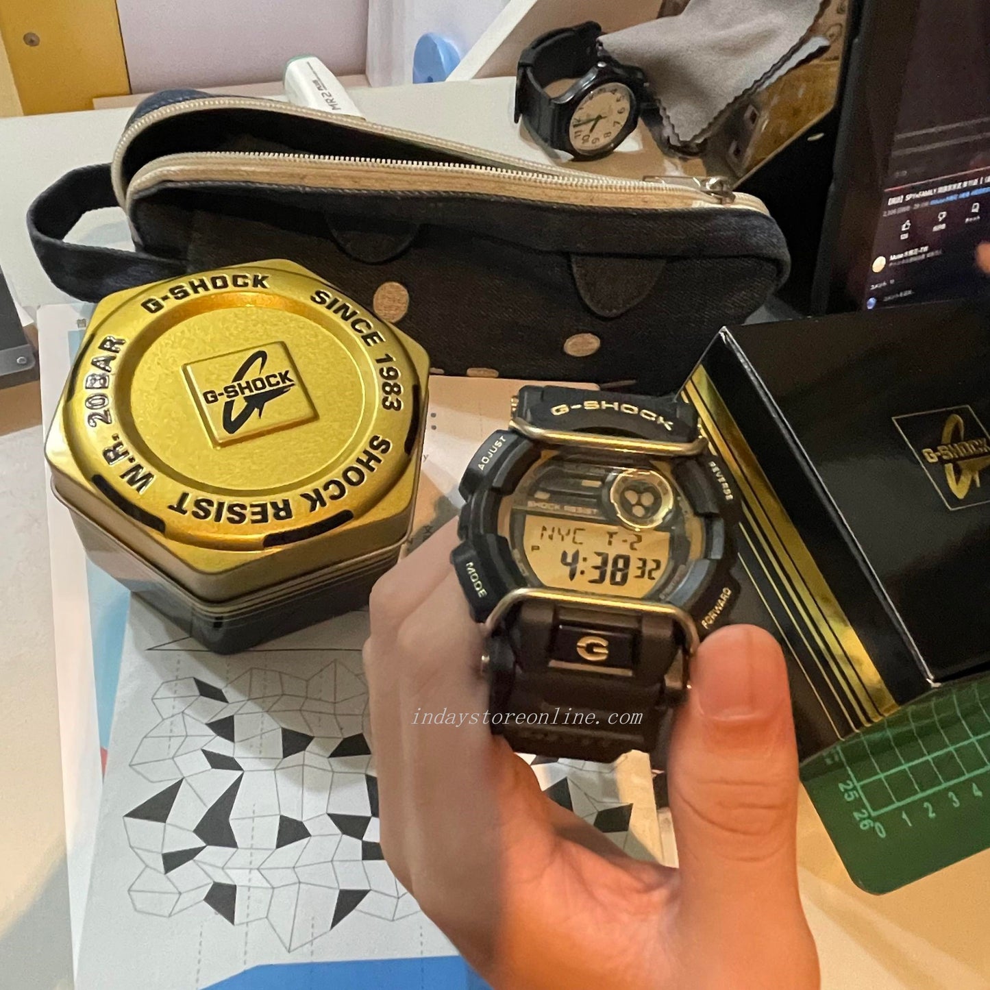 Casio G-Shock Men's Watch GD-400GB-1B2 Digital GD-400 Series Sporty Design Black and Gold Color