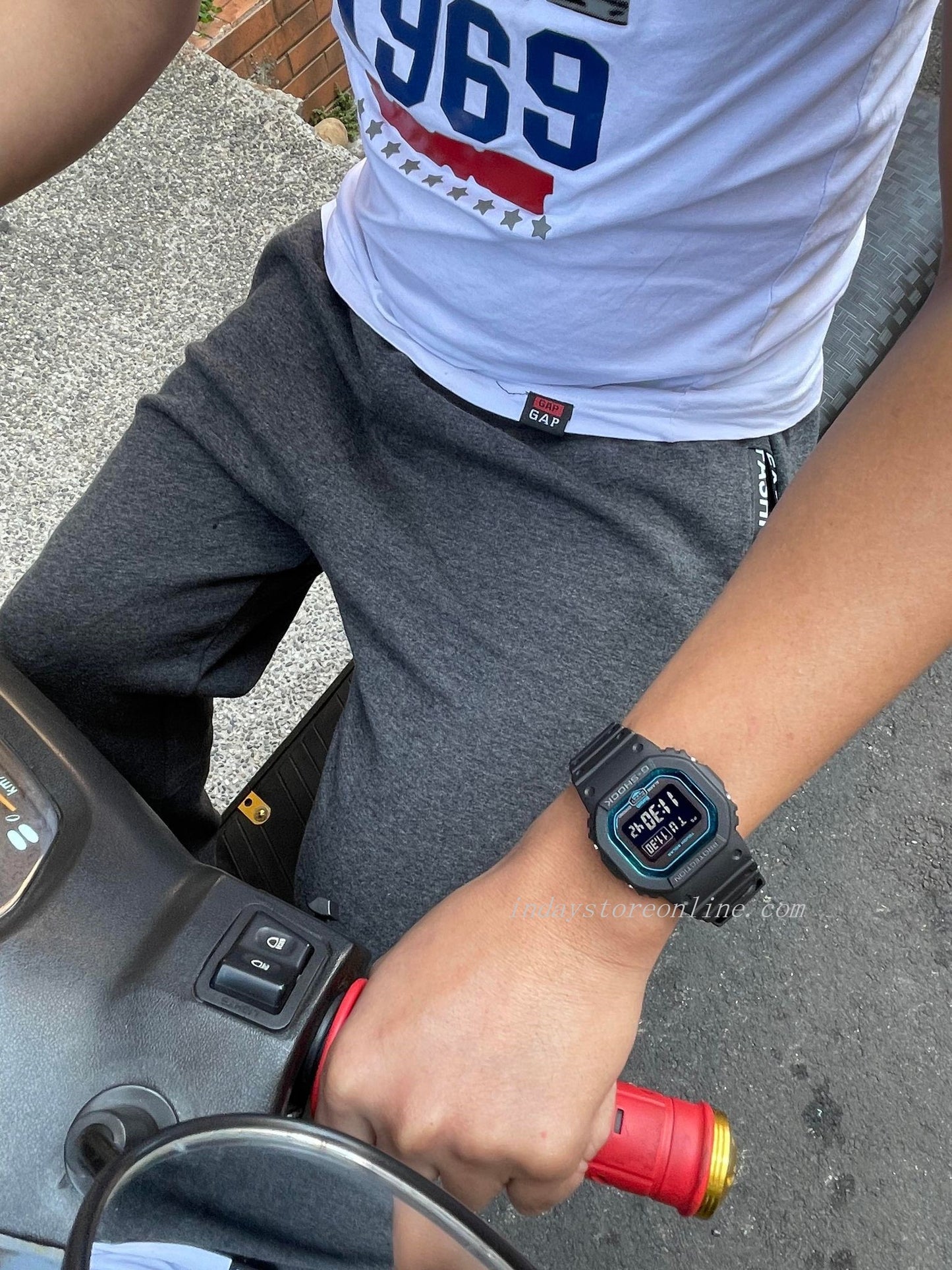 Casio G-Shock Men's Watch GW-B5600-2 Digital Tough Solar (Solar powered) Mobile link (Wireless linking using Bluetooth®)