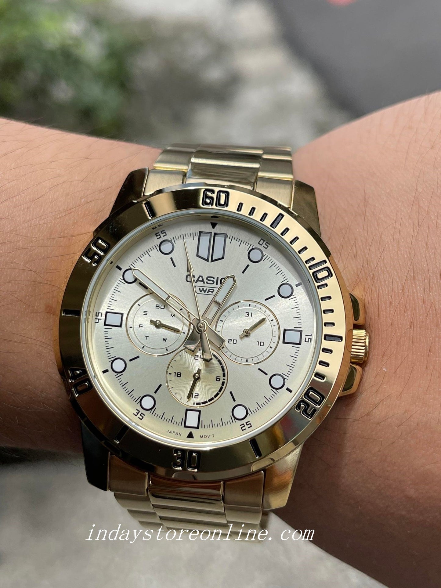 Casio Fashion Men's Watch MTP-VD300G-9E Gold Plated Stainless Steel Mineral Glass