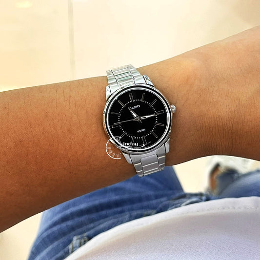 Casio Fashion Women's Watch LTP-1303D-1A Silver/Black Stainless Steel Band Mineral Glass Triple-fold Clasp