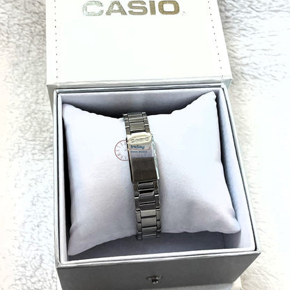 Casio Fashion Women's Watch LTP-1303D-1A Silver/Black Stainless Steel Band Mineral Glass Triple-fold Clasp