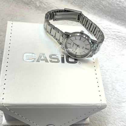 Casio Fashion Women's Watch LTP-1303D-7A Silver Stainless Steel Band Mineral Glass Triple-fold Clasp