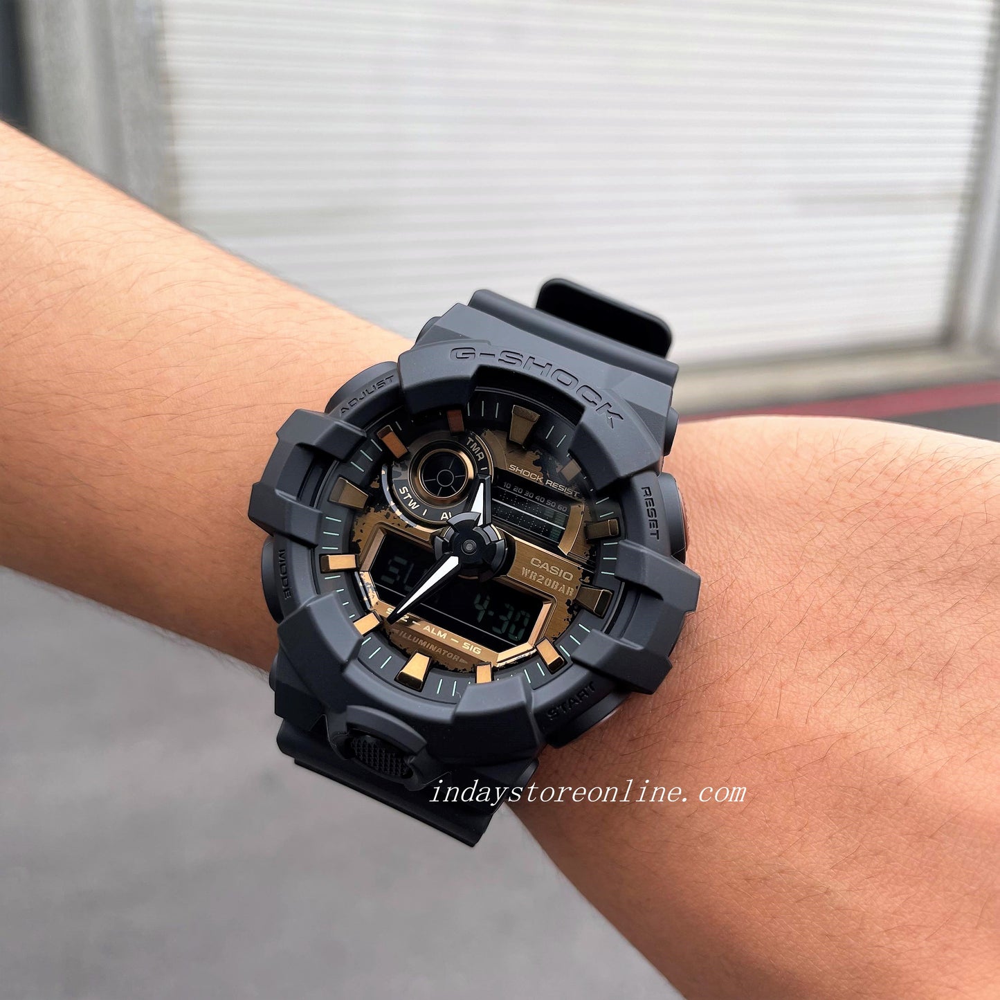 Casio G-Shock Men's Watch GA-700RC-1A Analog-Digital GA-700 Series Rusted Metal Design Neoclassic Black