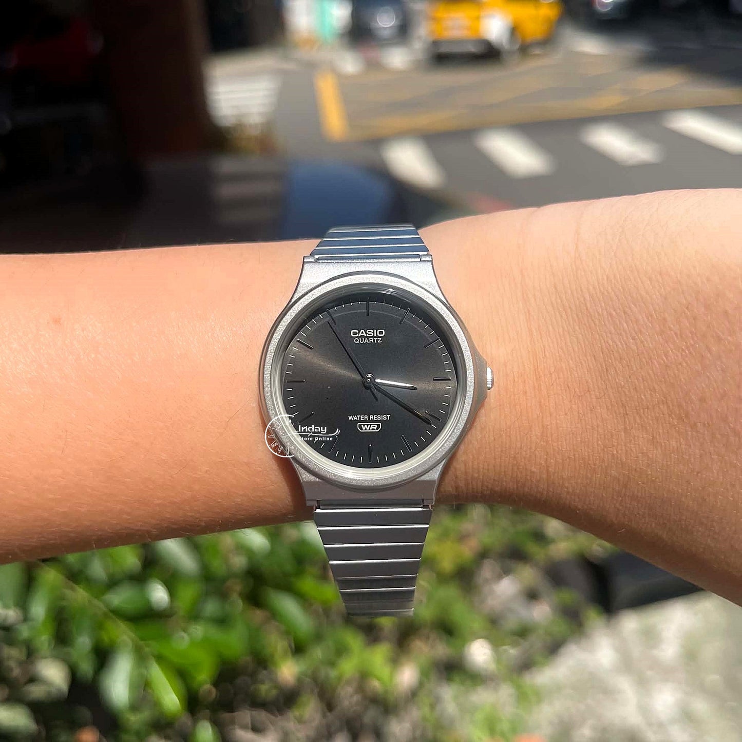 Casio Analog Women's Watch MQ-24DA-1A Resin Glass Stainless Steel BandAdjustable Clasp Battery Life: 3 Years