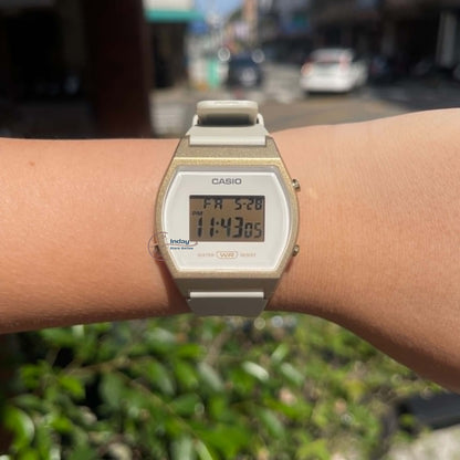 Casio Digital Women's Watch LW-204-9A Resin Glass Resin Band Battery Life: 3 Years