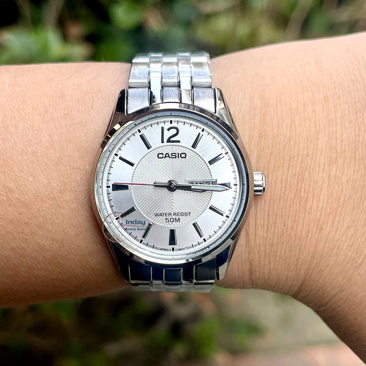 Casio Fashion Women's Watch LTP-1335D-7A Stainless Steel Band Triple-fold Clasp