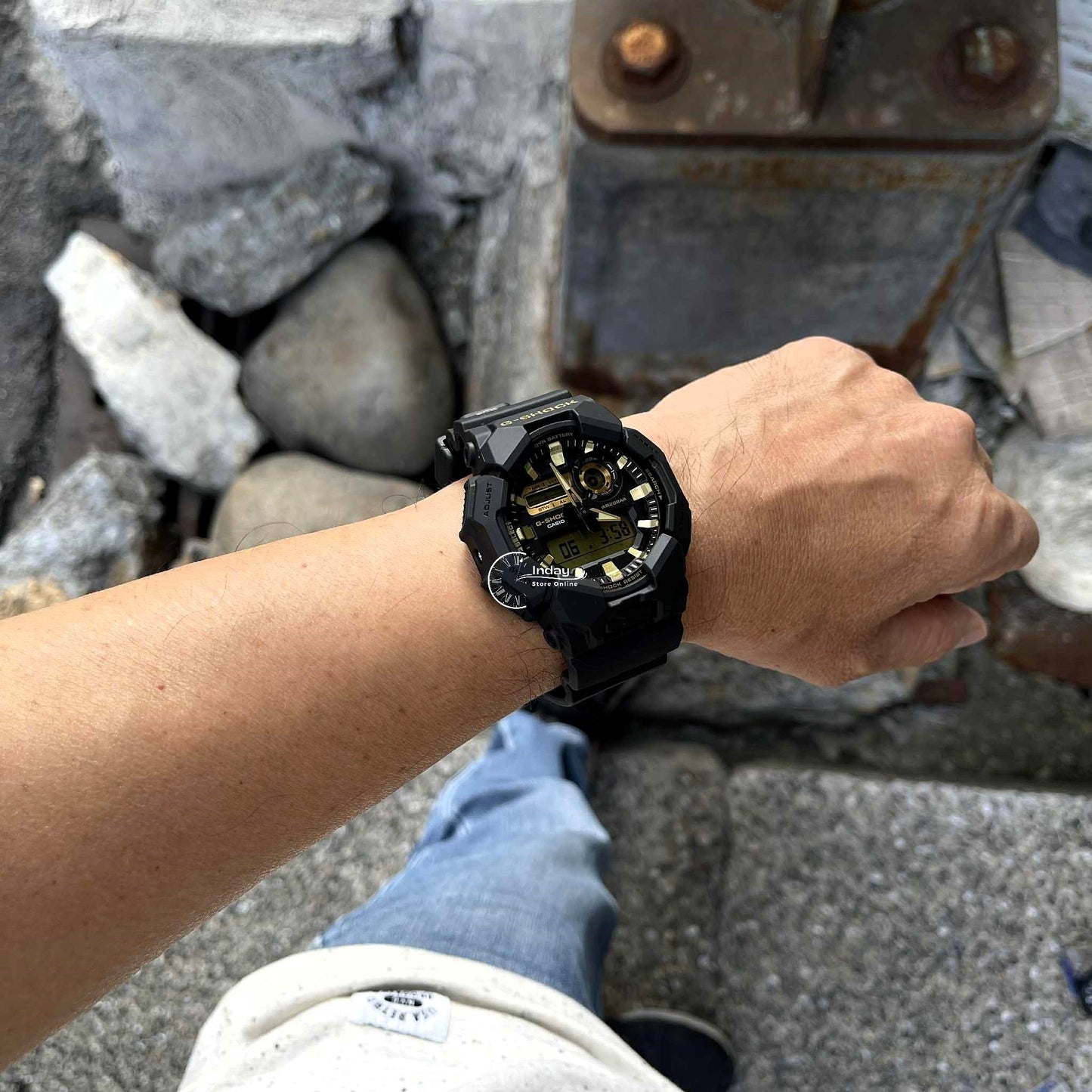 Casio G-Shock Men's Watch GA-010GB-1A9 Mineral Glass Shock Resistant Carbon Core Guard Battery Life: 10 years