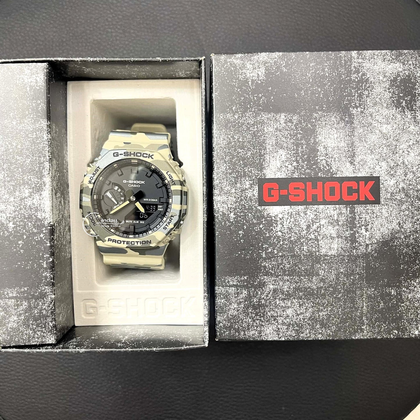 Casio G-Shock Men's Watch GA-2100CM-5A Mineral Glass Shock Resistant
Carbon Core Guard Structure Battery Life: 3 Years