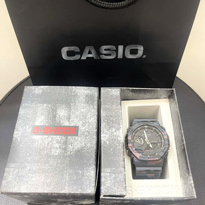 Casio G-Shock Men's Watch GA-2100CM-8A Mineral Glass Shock Resistant
Carbon Core Guard Structure Battery Life: 3 Years