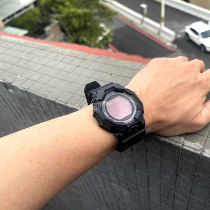 Casio G-Shock Men's Watch GD-010BBR-1 Shock Resistant Carbon Core Guard Structure Battery Life: 10 years