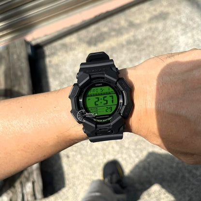 Casio G-Shock Men's Watch GD-010BEG-1 Mineral Glass Resin Band Shock Resistant Carbon Core Guard Structure Black Battery Life: 10 Years