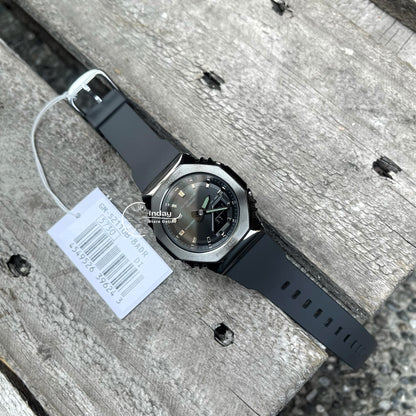 Casio G-Shock Women's Watch  GM-S2110B-8A Resin Band Mineral Glass Shock Resistant