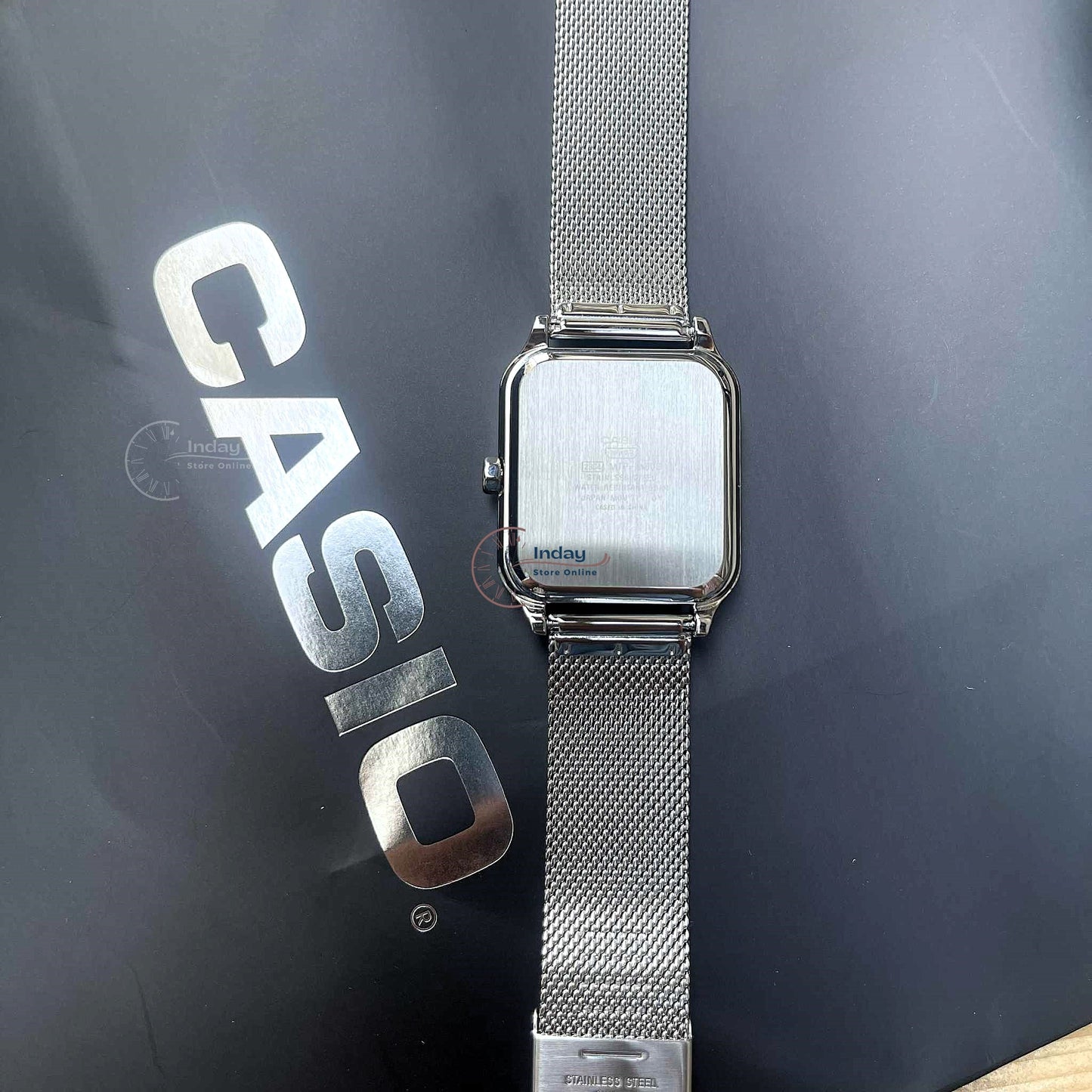 Casio Standard Unisex Watch MTP-M306M-8A Mineral Glass Adjustable Stainless Steel Mesh Band