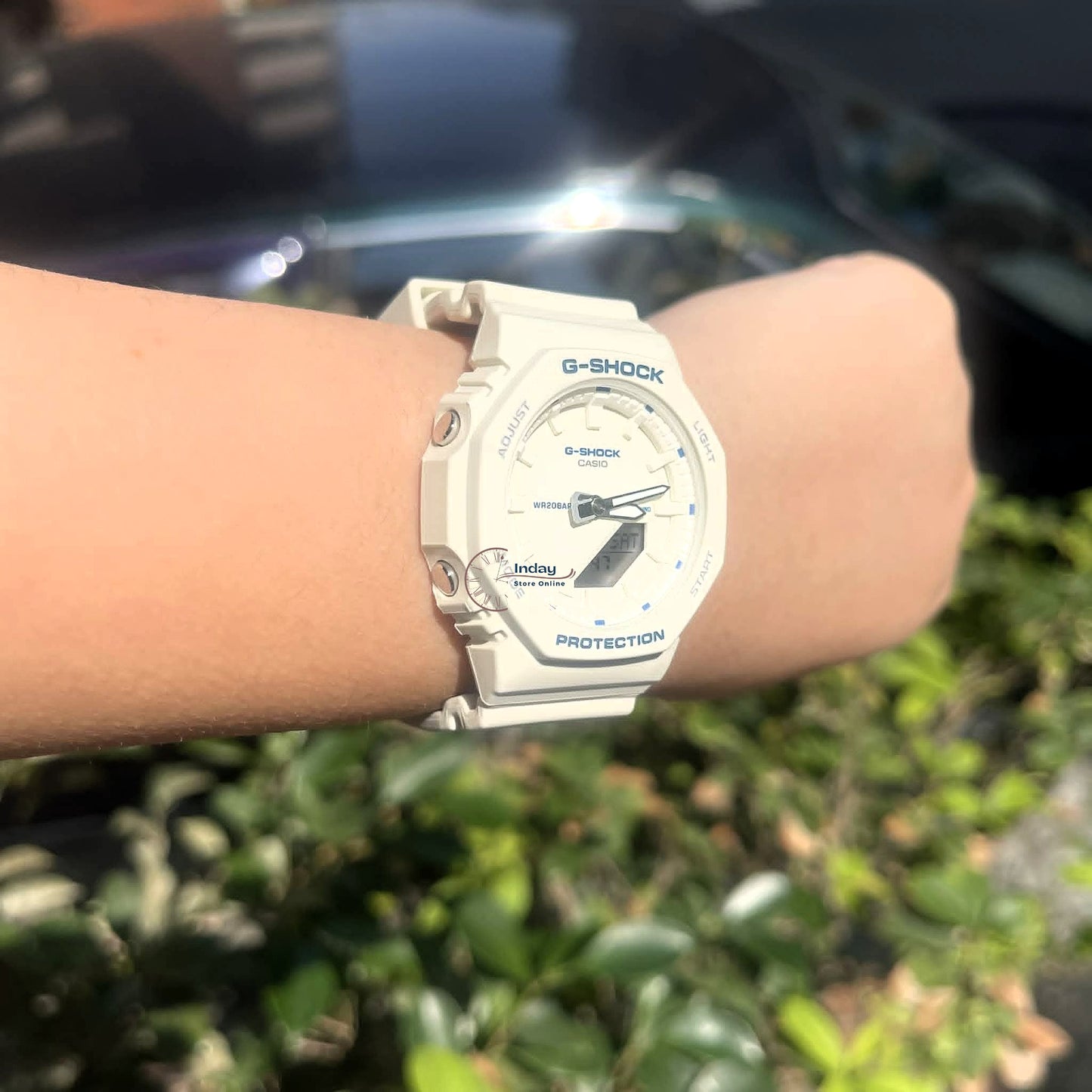Casio G-Shock Women's Watch GMA-P2100BA-7A Mineral Glass Resin band Shock Resistant Ivory White Battery Life: 3 Years