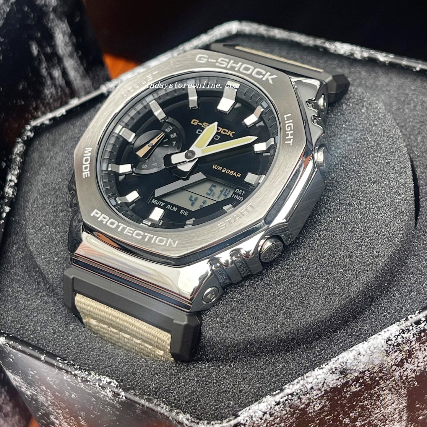 Casio G-Shock Men's Watch GM-2100C-5A Analog-Digital Cloth Band Shock Resistant Mineral Glass
