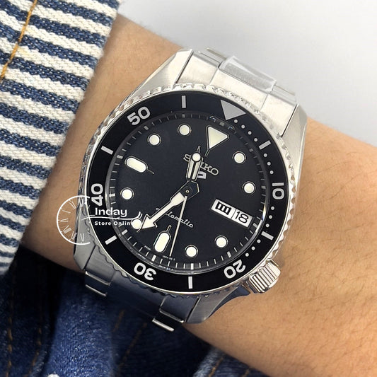 Seiko Automatic Women's Watch SRPK29K1 Seiko 5 Sports SKX Mid-Sized