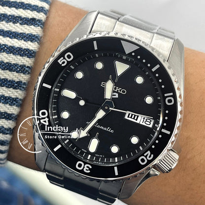 Seiko Automatic Women's Watch SRPK29K1 Seiko 5 Sports SKX Mid-Sized