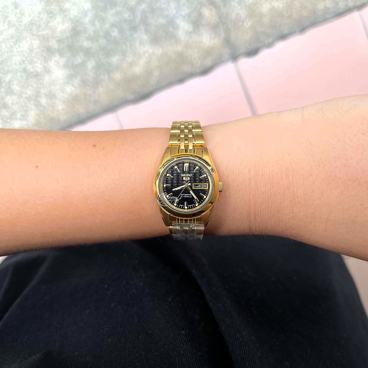 Seiko Automatic Women's Watch SYMA40K1