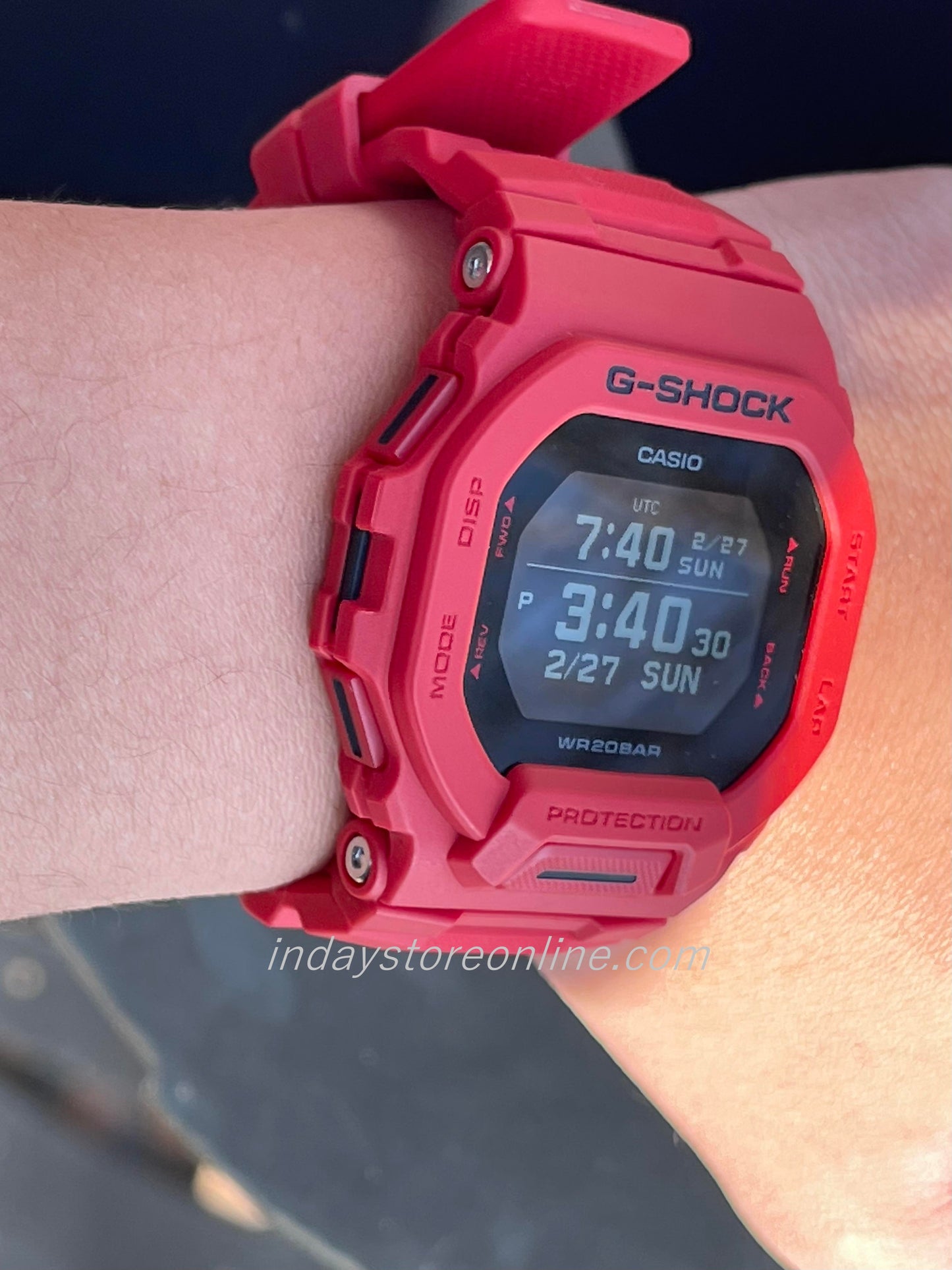 Casio G-Shock Men's Watch GBD-200RD-4 Digital G-Squad Red Out Sports Edition Great for Runner Mobile link (Automatic connection, wireless linking using Bluetooth®) s