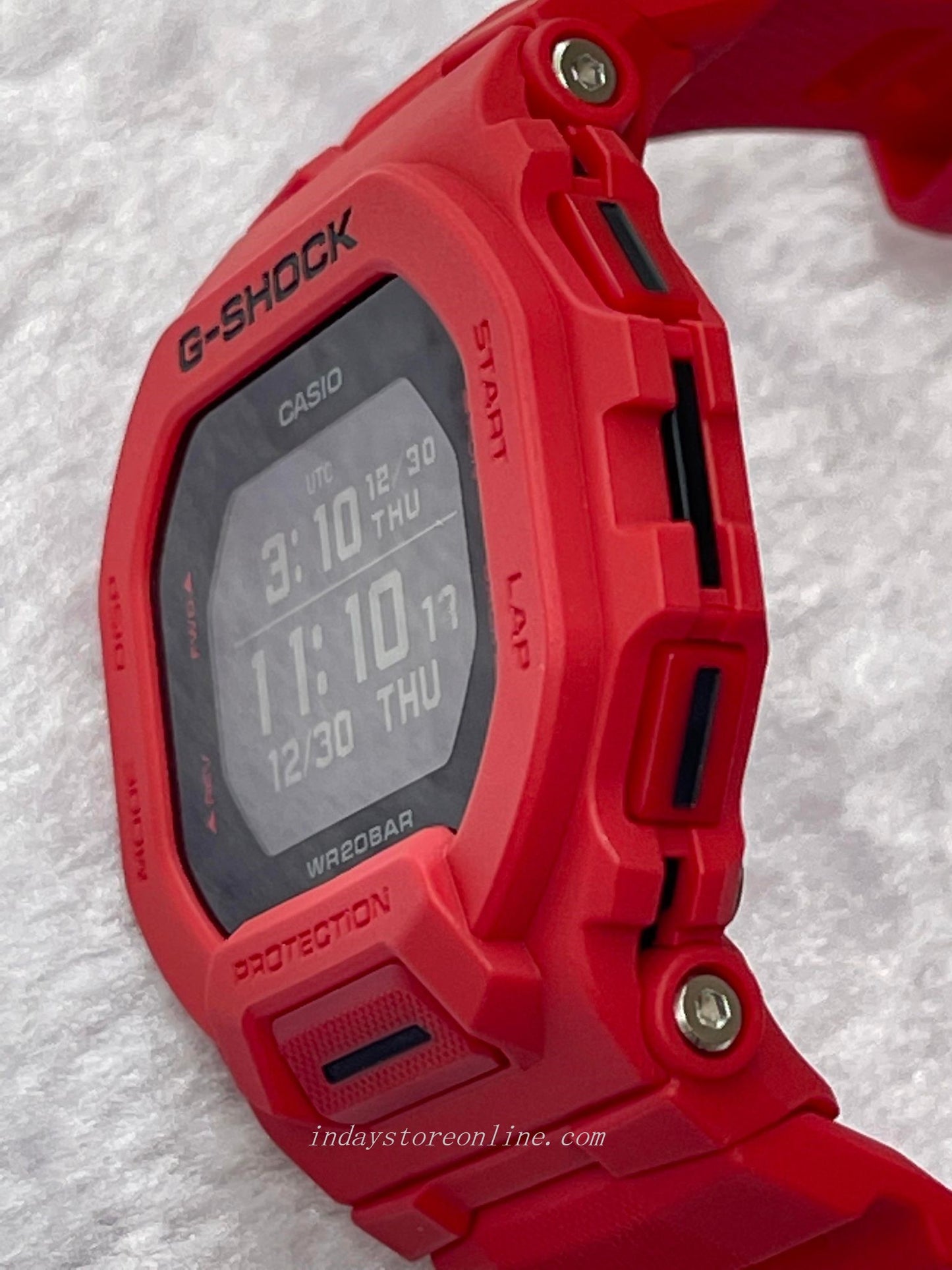 Casio G-Shock Men's Watch GBD-200RD-4 Digital G-Squad Red Out Sports Edition Great for Runner Mobile link (Automatic connection, wireless linking using Bluetooth®) s