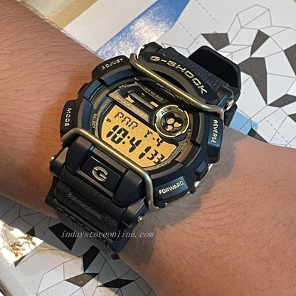 Casio G-Shock Men's Watch GD-400GB-1B2 Digital GD-400 Series Sporty Design Black and Gold Color