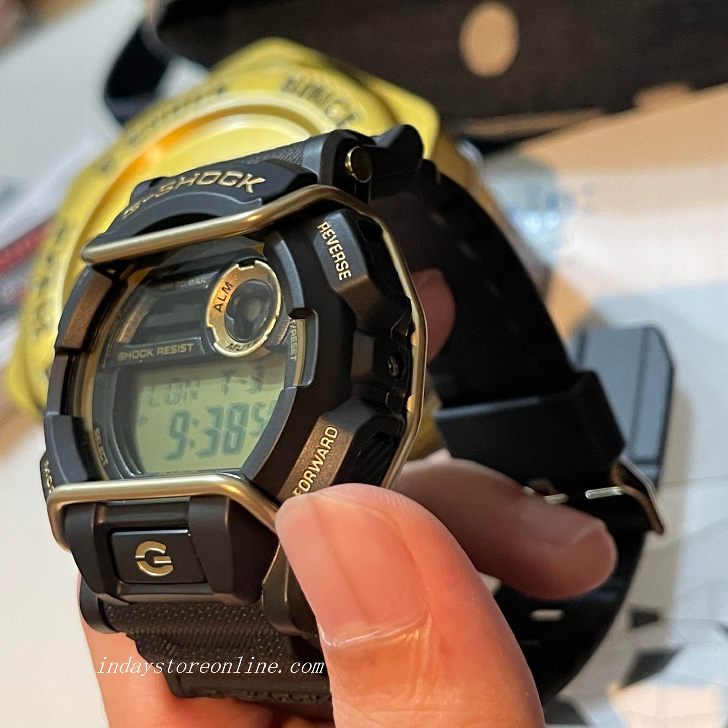 Casio G-Shock Men's Watch GD-400GB-1B2 Digital GD-400 Series Sporty Design Black and Gold Color